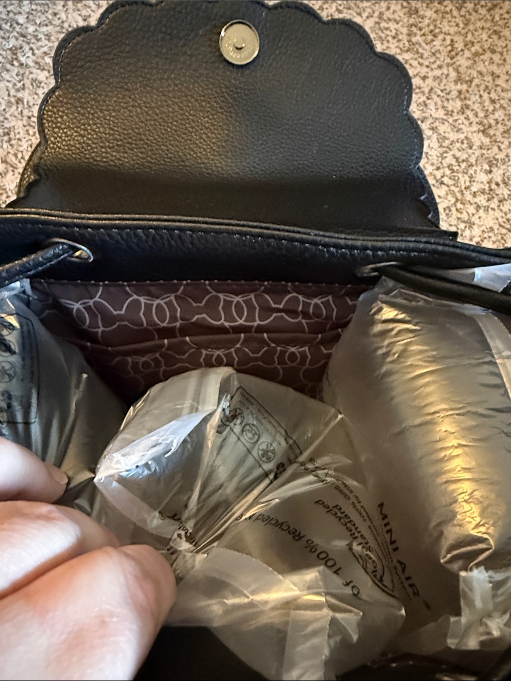 Loungefly Black Bow Drawstring Backpack - Picture 4 of 5